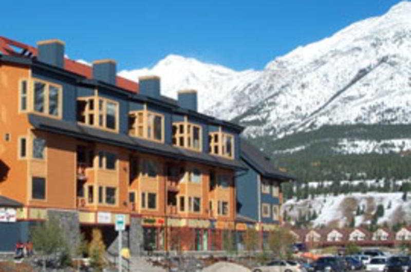 Canmore Crossing Exterior foto